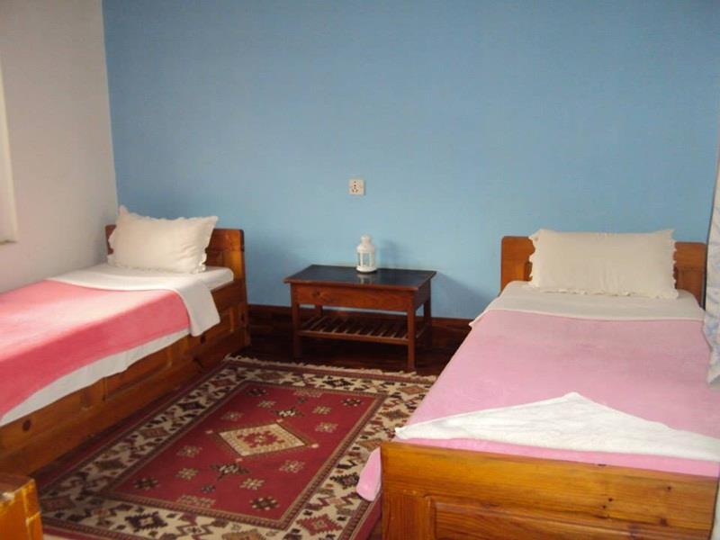 Hotel Angel Pokhara Esterno foto
